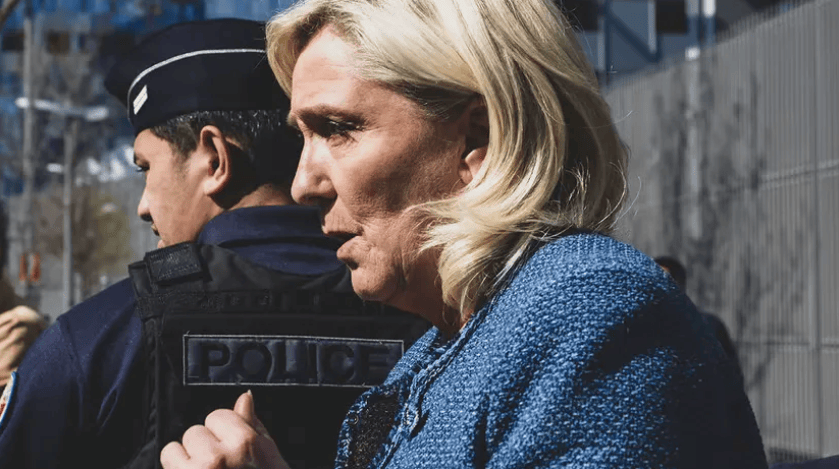 体育玩法规则
_被判刑四年体育玩法规则
,总统梦碎一地!特朗普:这是一件大事