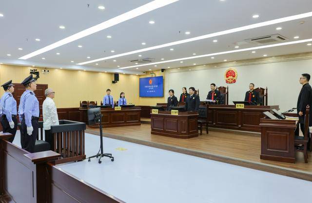 世界杯皇冠平台_有重大立功表现世界杯皇冠平台,安徽省财政厅原副厅长孟照红一审获刑八年半