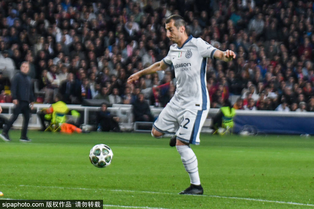 皇冠信用网登_欧冠-进球大战皇冠信用网登!邓弗里斯2射1传亚马尔破门 巴萨3-3国米