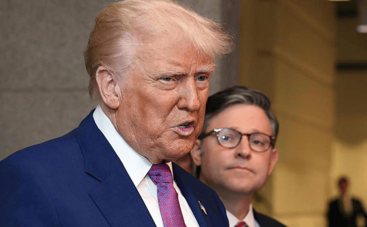 皇冠信用网怎么申请_特朗普野心暴露皇冠信用网怎么申请,27万中国学生可能被无情遣返!中方4个字说明一切