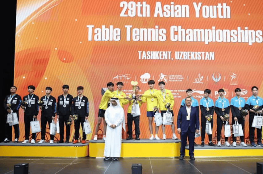 日本J1联赛_恭喜国乒一夜三冠!陈垣宇对决张本智和日本J1联赛,石洵瑶迎战大藤沙月