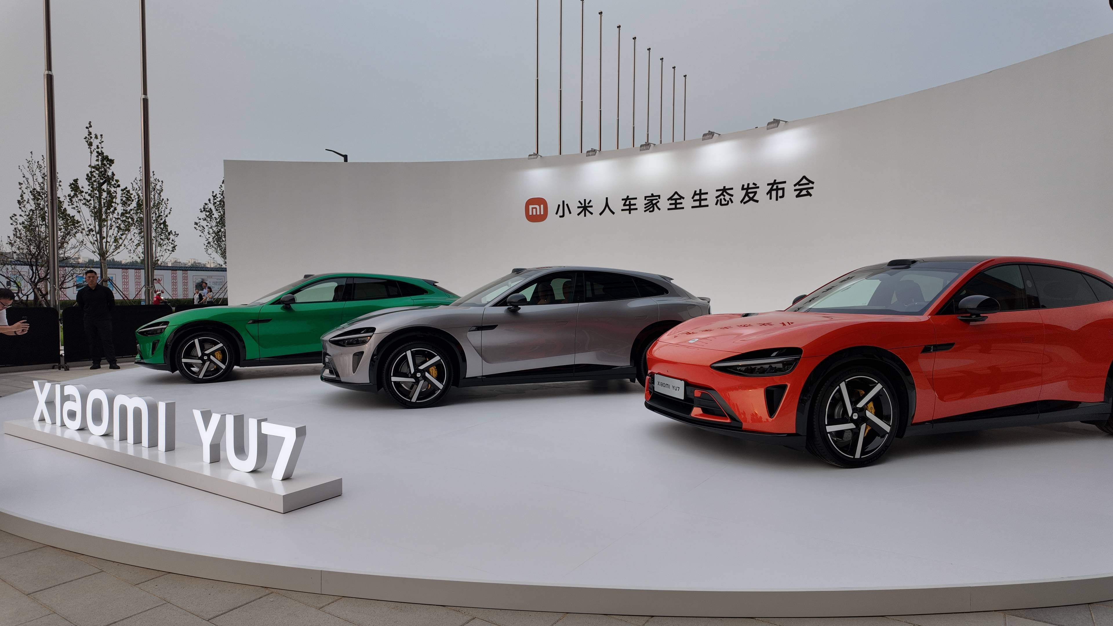 甲府风林 v 爱媛_小米YU7上市72小时:“锁单+1”刷屏工作群甲府风林 v 爱媛,提车时间最长超一年,雷军直面“产能挑战”?