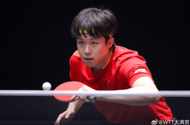 皇冠体育
_张本智和4比3战胜林诗栋皇冠体育
,回应决赛对阵王楚钦:之前输了很多次,希望明天好运