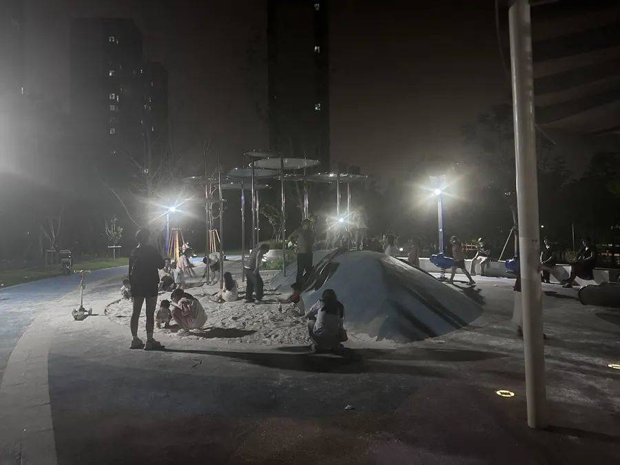 介绍个信用网网址_上海一24小时公园变“尖叫乐园”介绍个信用网网址,居民崩溃:关窗也挡不住魔音穿耳!