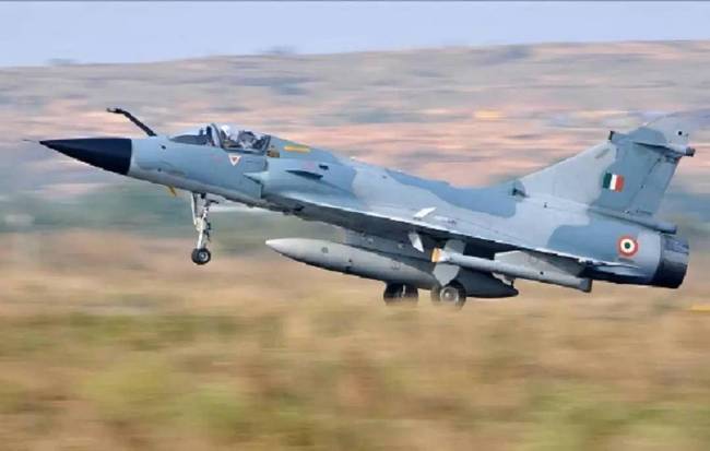 皇冠信用网会员开户_乌克兰幻影-2000战机被击落皇冠信用网会员开户,印媒:台军天塌了,中国博主们欢腾