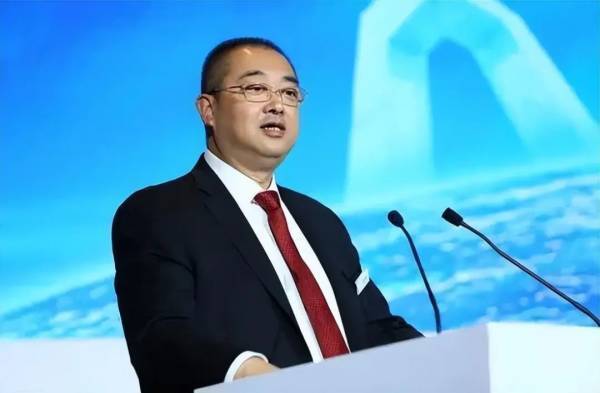 皇冠信用網可以占几成_全球追索的恒大“二号人物”浮出水面皇冠信用網可以占几成!夏海钧藏身美国加州尔湾