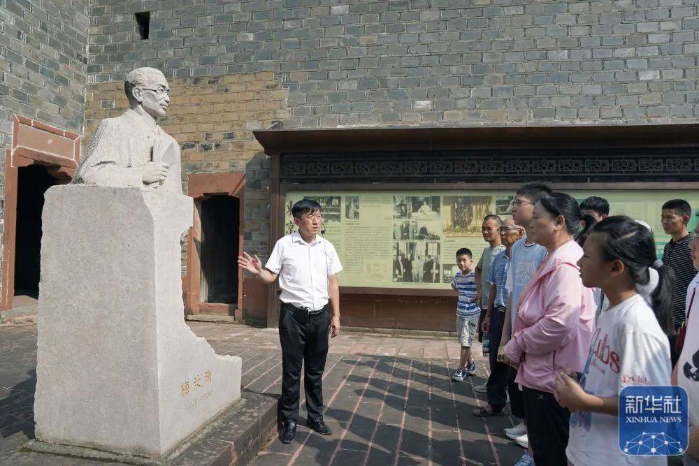 足球平台出租网_日本投降后足球平台出租网,他代表中国参加东京审判