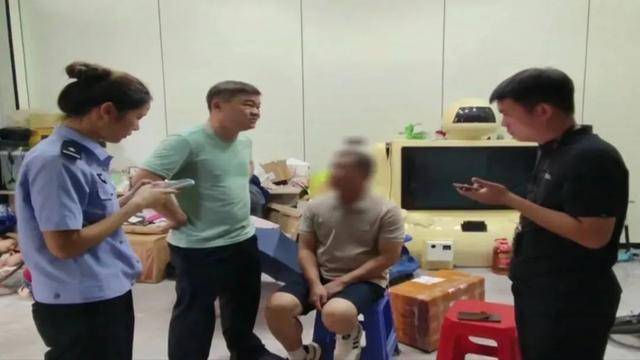 斯佩齐亚vs卡坦萨罗_广西男子一口气花38.8万元买了40台手机斯佩齐亚vs卡坦萨罗,民警很快找上门……