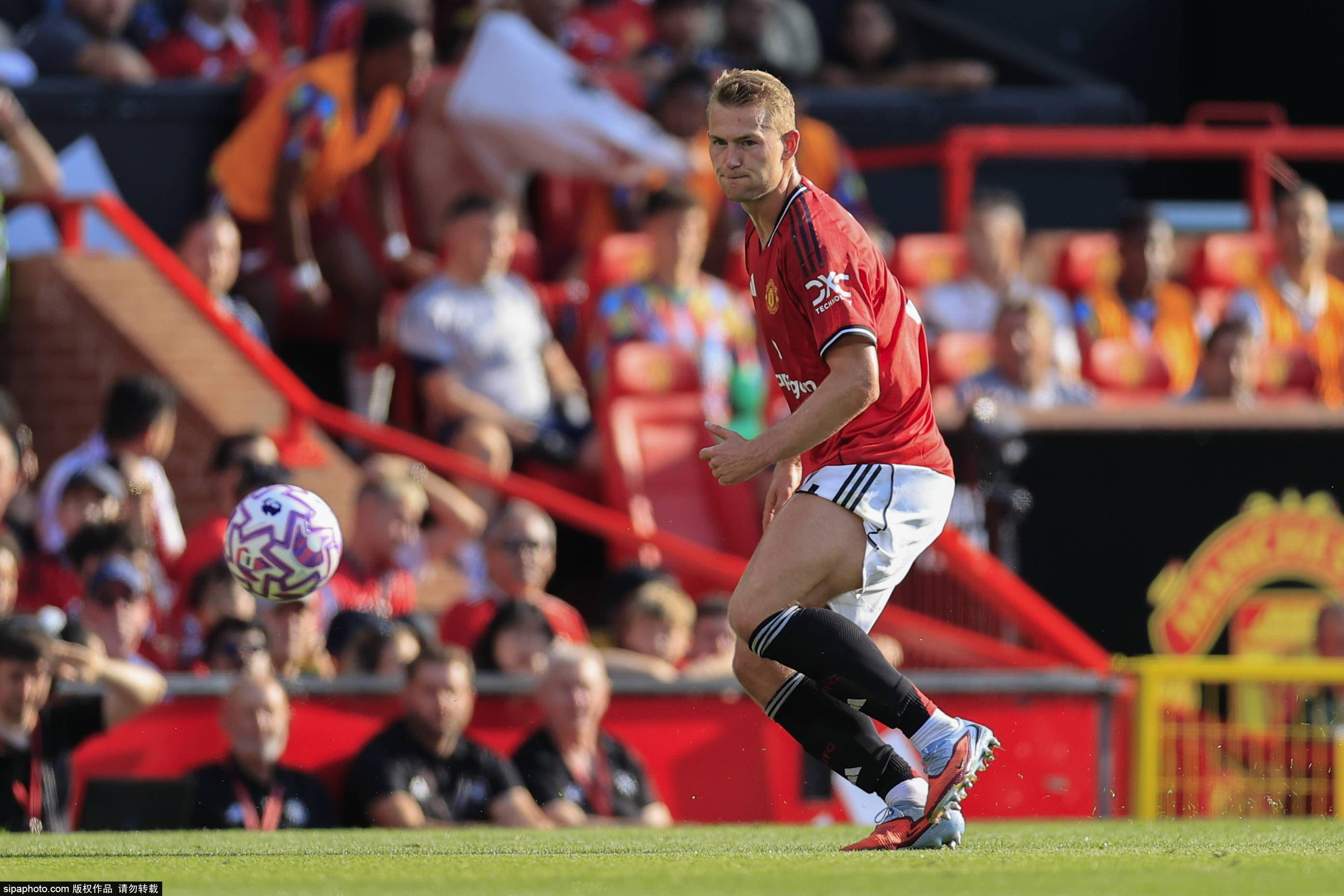 马尔默(女) vs韦克舍(女)_曼联“达成全面协议”敲定夏窗第五签马尔默(女) vs韦克舍(女),新门将就位,但不是大马丁