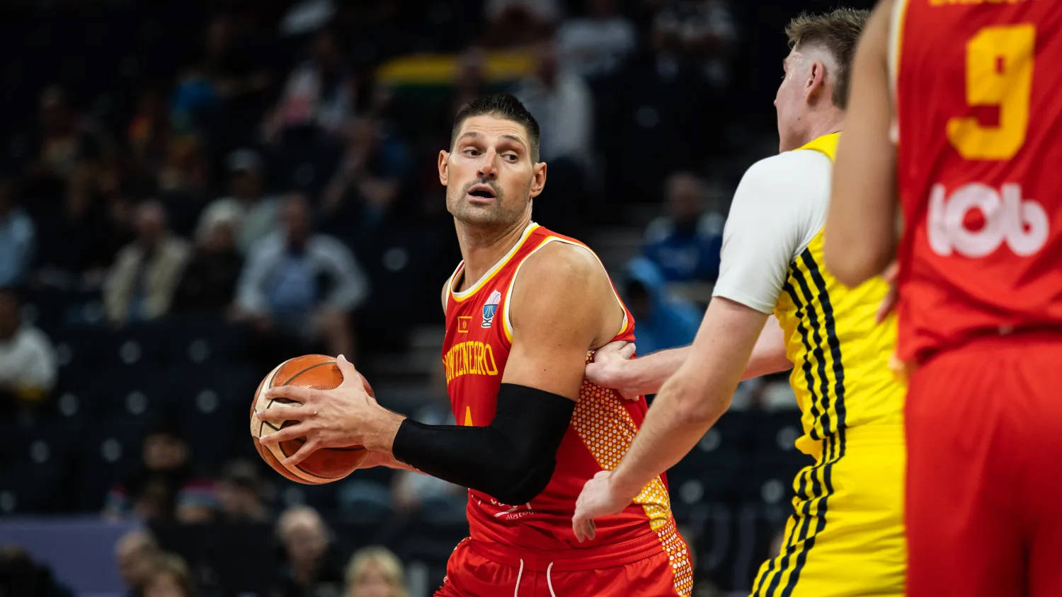 布轮斯维克vs比勒费尔德_欧洲杯综述:德国狂胜英国63分 申京连续三场20+5+5