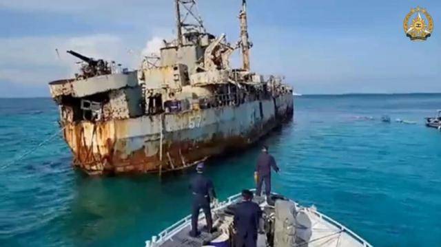 拉脱维亚vs塞尔维亚_24艘中国舰船列阵仁爱礁拉脱维亚vs塞尔维亚,菲方断粮112天后,成功完成补给!