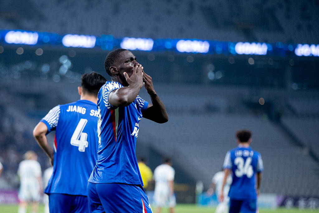 皇冠信用网会员开户_两轮不胜皇冠信用网会员开户!亚冠-阿苏埃破门+错失两单刀 申花疑遭漏判1-1蔚山