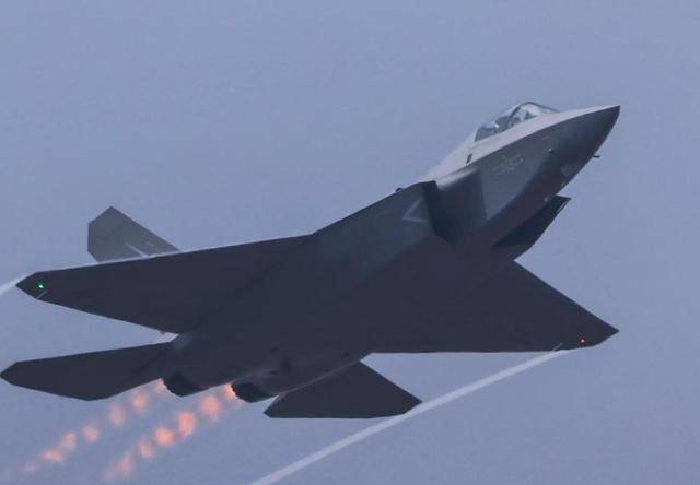 如何代理皇冠信用網
_歼16单枪匹马如何代理皇冠信用網
,击退两架F22?美媒承认:这2点比不过中国