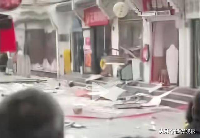 皇冠信用網代理如何注册
_甘肃兰州一家小吃餐饮店内发生闪爆皇冠信用網代理如何注册
,致1死2伤;闪爆波及周边5间商铺,多辆车被水泥砖块砸到