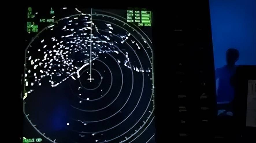 皇冠信用网登1
_近日曝光!中国用一辆吉普车虚拟10万吨航母皇冠信用网登1
,南海戏耍美军侦察机