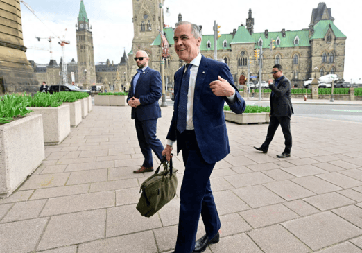 皇冠信用网如何申请
_中方打出稀土核弹皇冠信用网如何申请
,美专家坦言:12个领域遭重创!第一个上门求合作的西方国家,让美欧都没想到