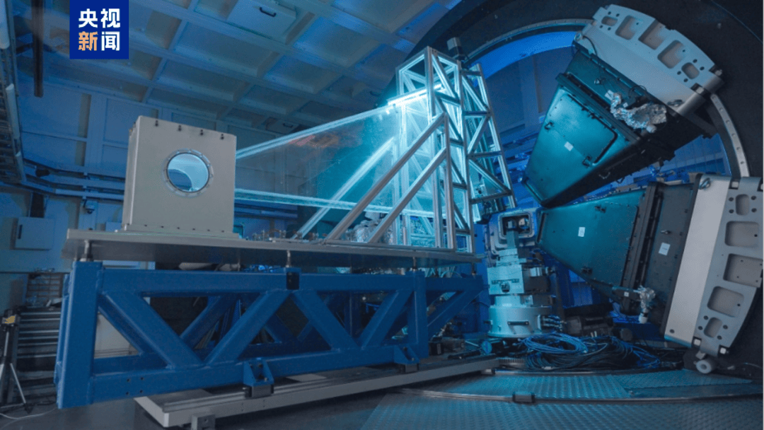 皇冠登3代理出租
_比太阳亮万亿倍皇冠登3代理出租
!高能同步辐射光源通过工艺验收