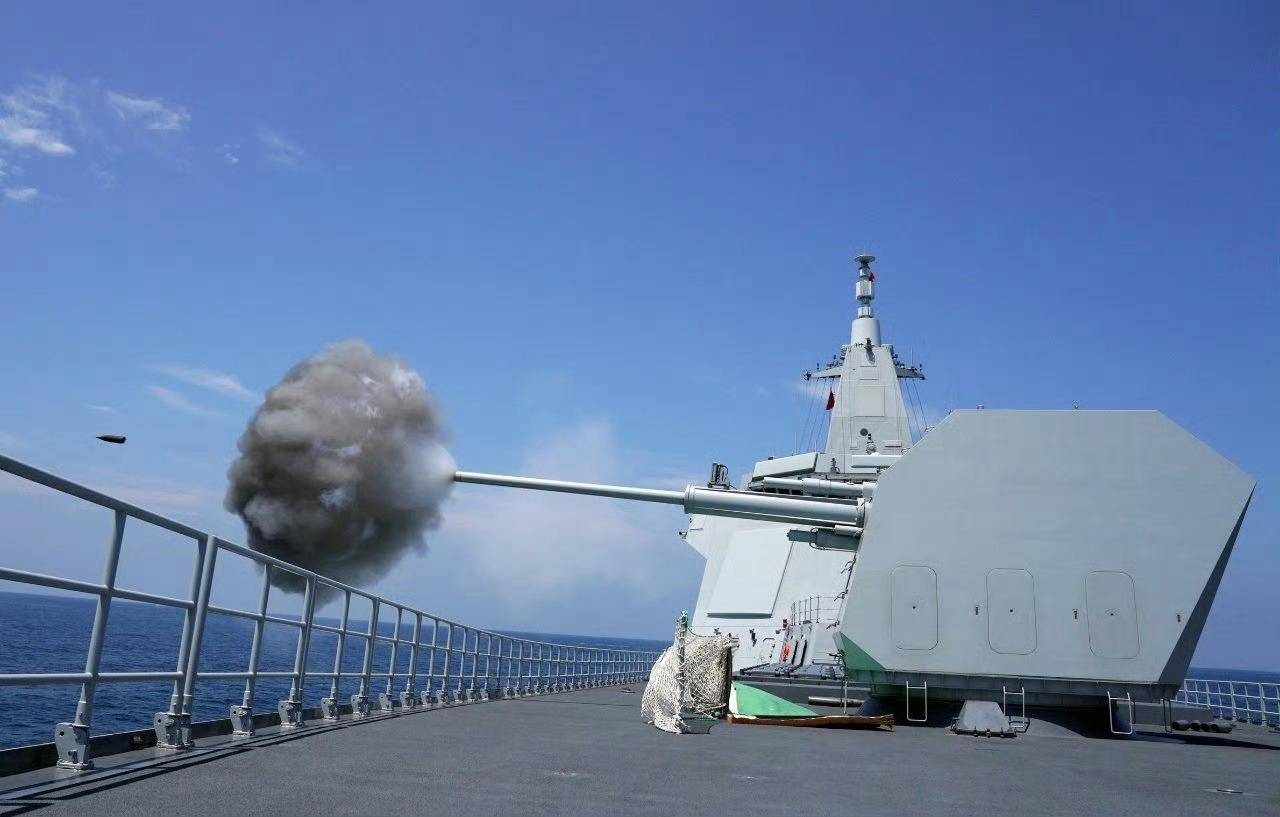 朴茨茅斯 vs 威斯汉姆
_美军再度遭遇耻辱时刻:中国海军6艘战舰包围朴茨茅斯 vs 威斯汉姆
,815舰插入南海演习