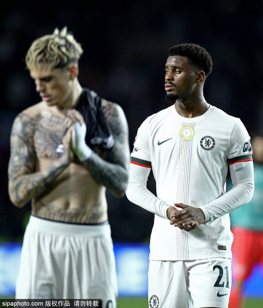 皇冠信用盘要押金吗
_少儿不宜皇冠信用盘要押金吗
!张玉宁与对方球员冲突背后的故事与战术解读