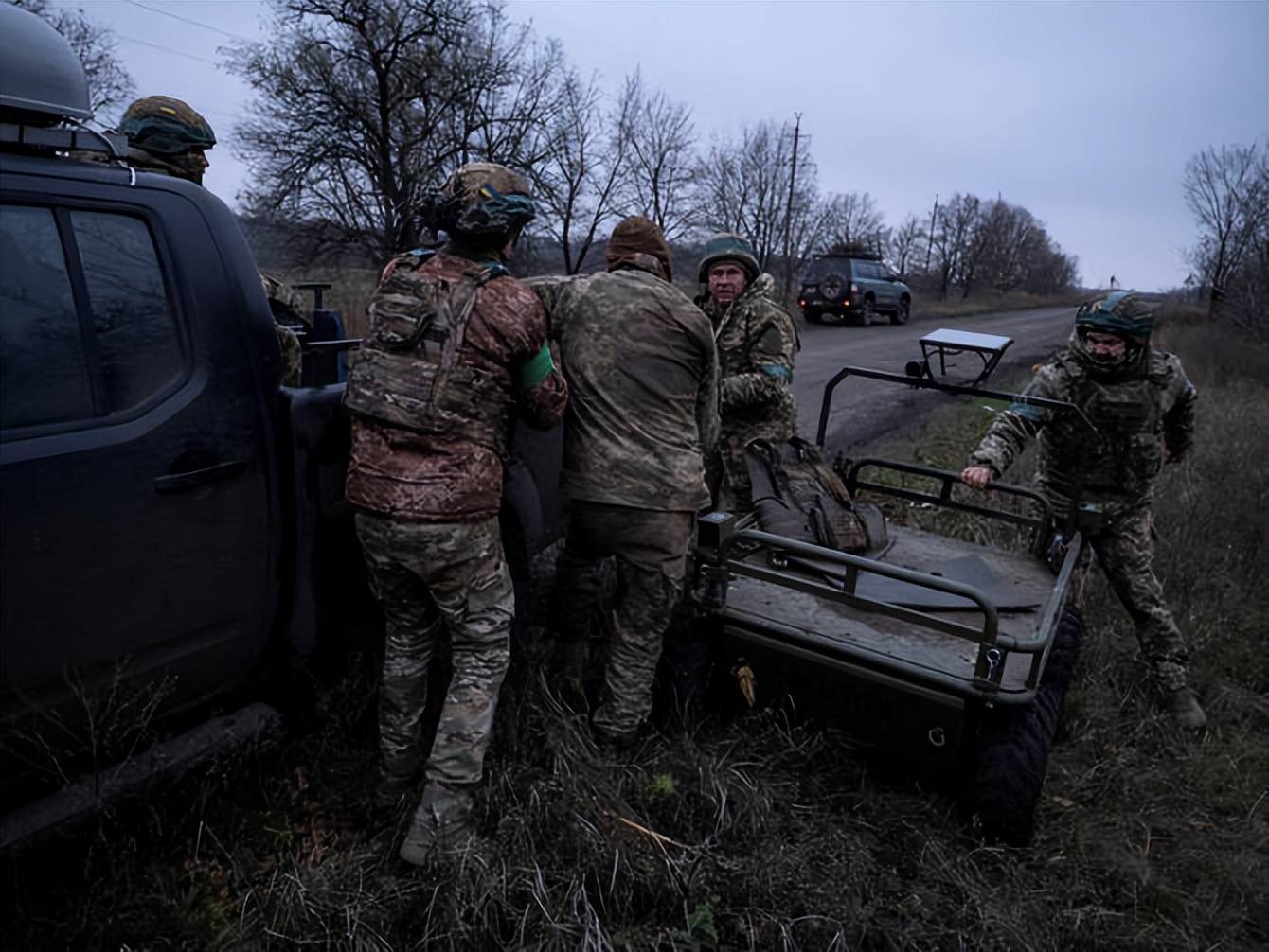 皇冠信用盘会员开户申请
_俄军这次大意了皇冠信用盘会员开户申请
,包饺子失败:机器人突入红军城,乌军一夜全跑了