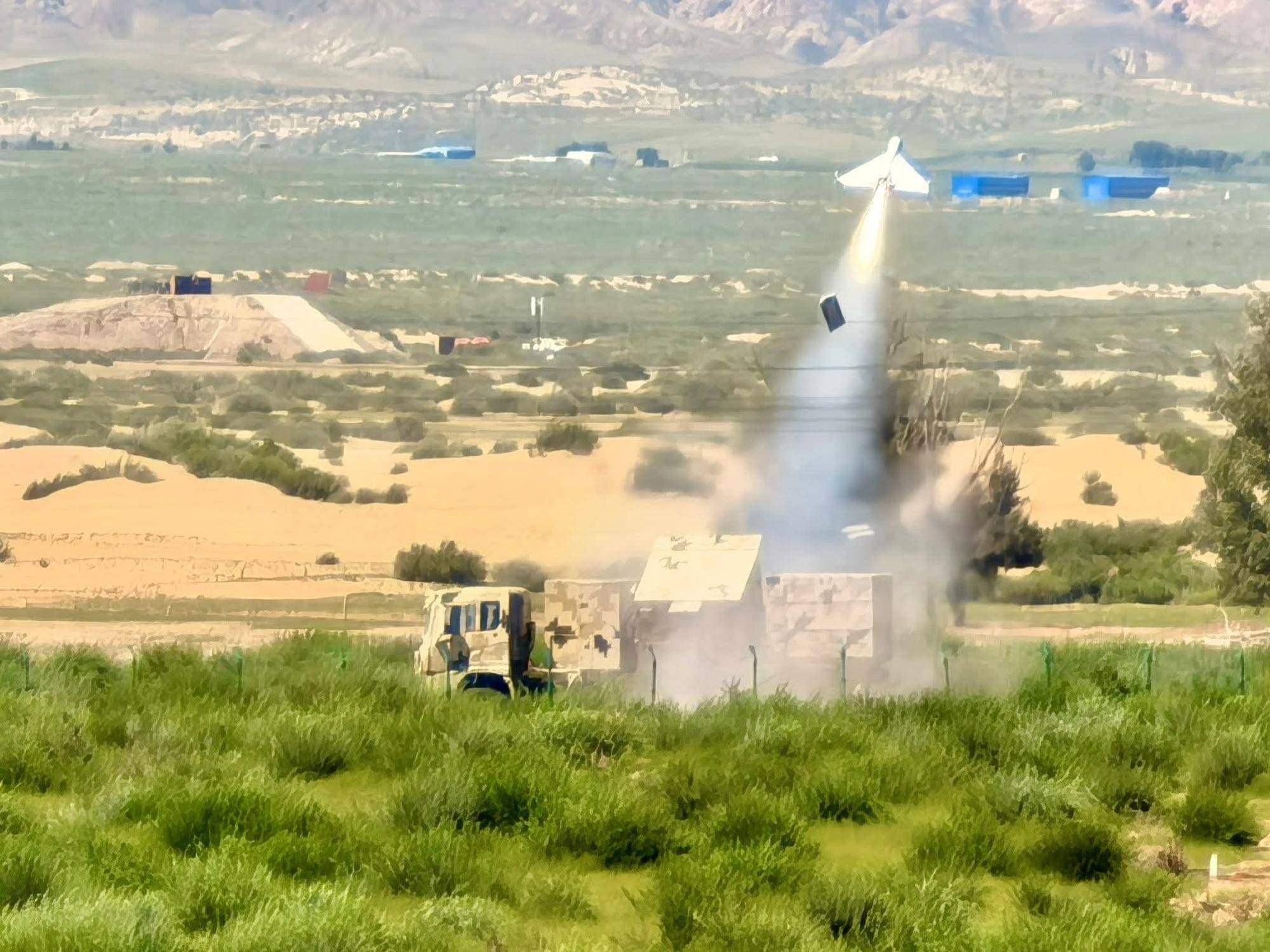 皇冠信用网登2代理_炸4辆T-55坦克皇冠信用网登2代理，中国无人机杀爽：柬军再遭失败，伊朗向泰国推销