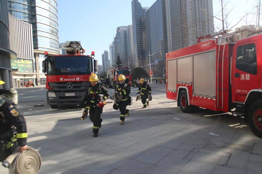 皇冠app
_【高层建筑专项整治】大连市金普新区持续开展高层建筑隐患排查整治行动