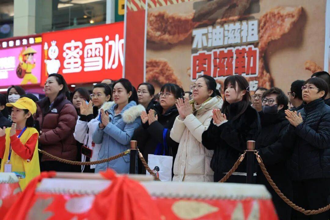 新2网址_吉林省公安厅暨长春市公安局举行庆祝第六个中国人民警察节暨第四十个“110宣传日”活动