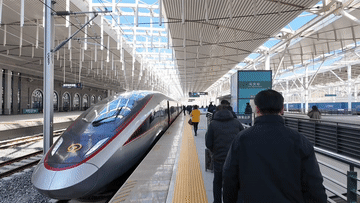 皇冠登1登2登3申请_新线首运｜首迎春运皇冠登1登2登3申请，西延高铁见证老区“归途”之变