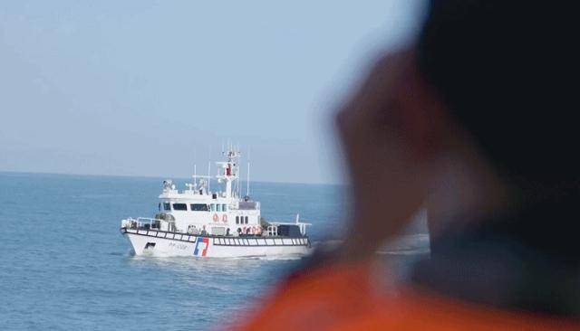 皇冠hga035会员注册_两岸船只温情互动皇冠hga035会员注册,解放军30架战机围岛,统一最强信号出现