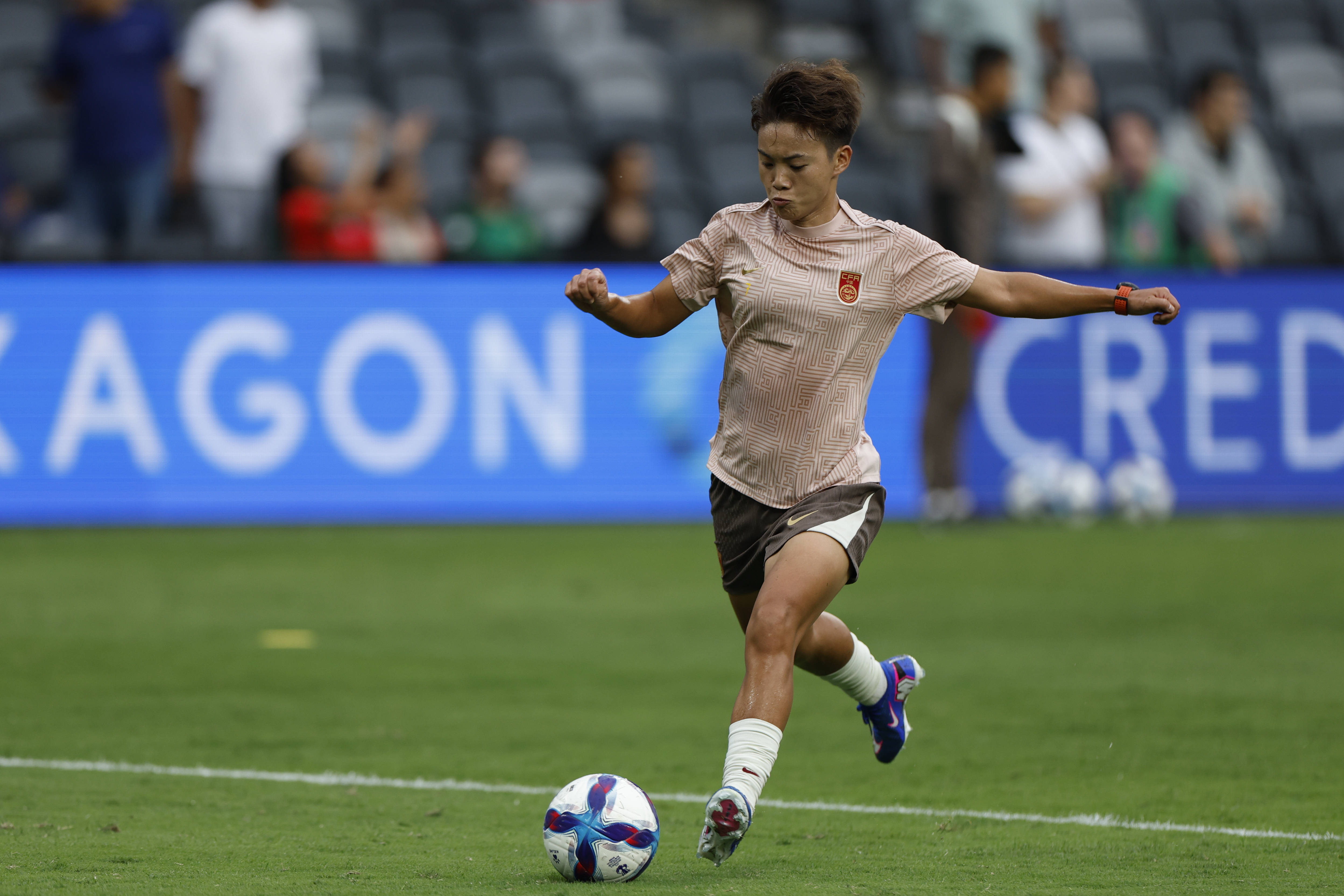 皇冠信用网如何开户 _亚洲杯-王霜张睿两轰远射 中国女足2-0孟加拉国迎开门红