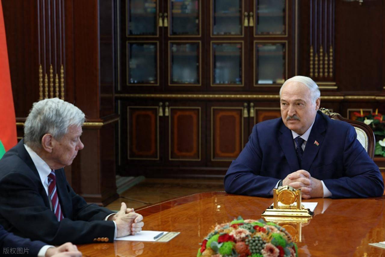 皇冠信用网申请条件_白俄罗斯总统宣布皇冠信用网申请条件，准备好与美国达成一项“大协议”，美国无意干涉俄白关系！